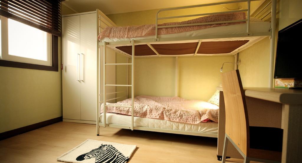 The Somi Guesthouse Сеул Номер фото